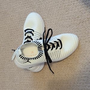 Athletic Danskin shoes